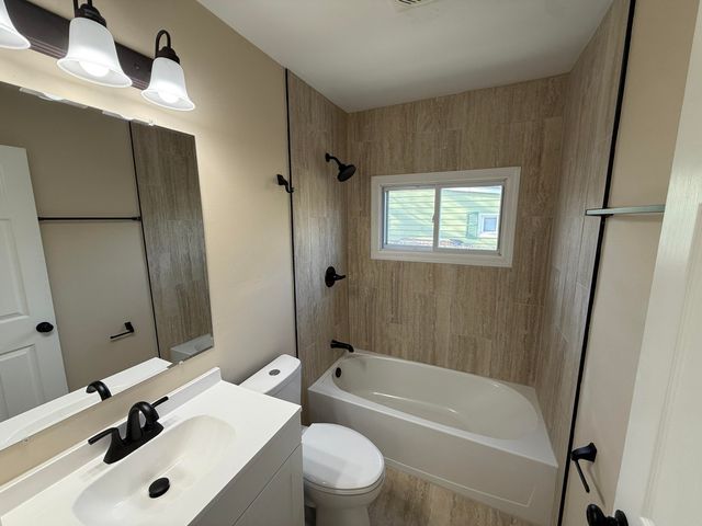 3420 E 34th Avenue, Lake Station, IN 46405