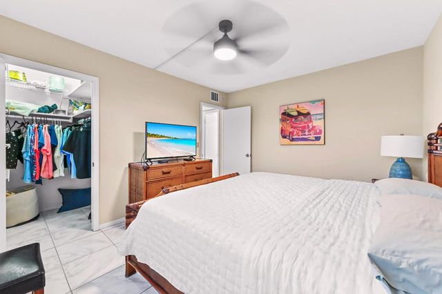 390 N Federal Highway 202, Deerfield Beach, FL 33441