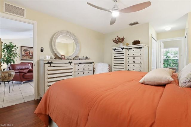 2207 NE 28th ST, Cape Coral, FL 33909