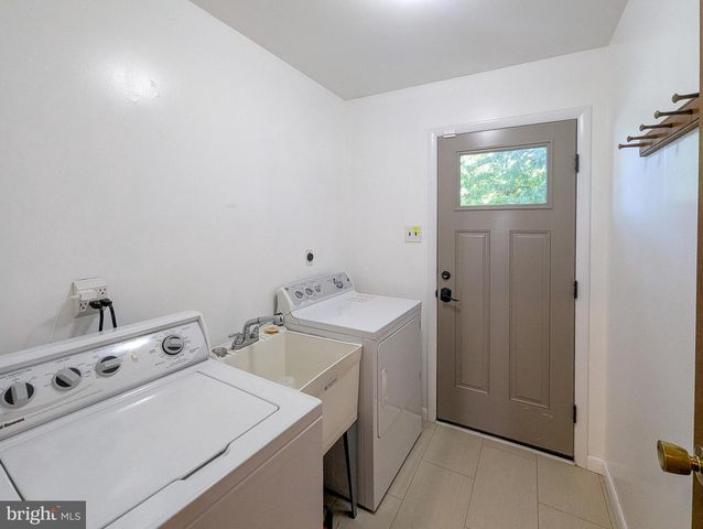 530 PERKIOMEN AVE, Lansdale, PA 19446