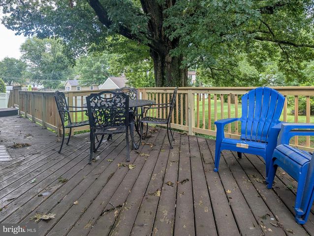 530 PERKIOMEN AVE, Lansdale, PA 19446