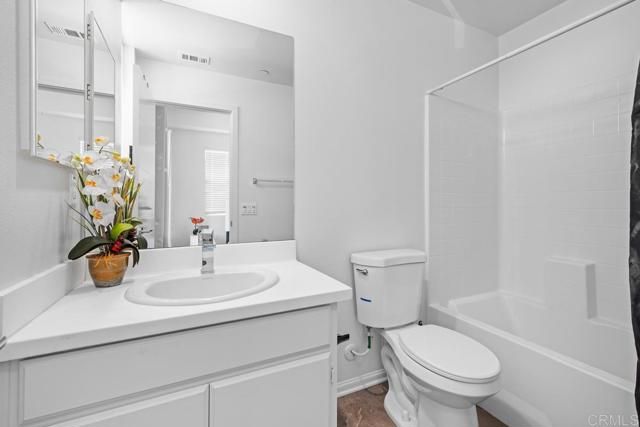 2040 Mindoro Lane 4, Chula Vista, CA 91915