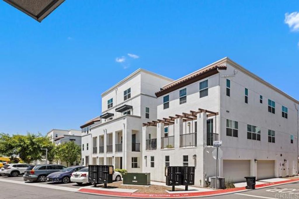 2040 Mindoro Lane 4, Chula Vista, CA 91915