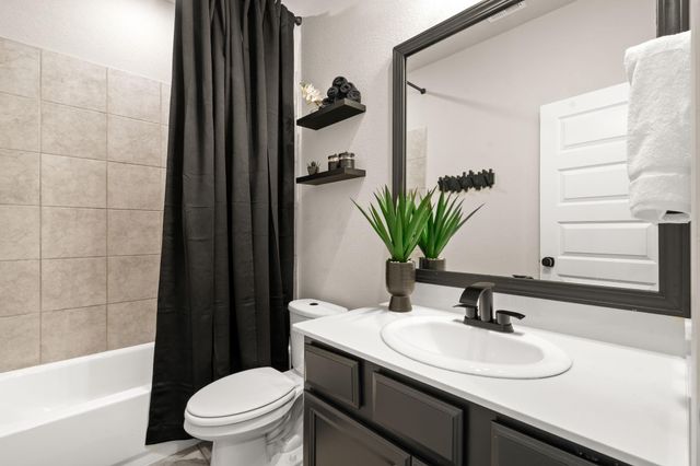 7067 Silverleaf Oak Street, Conroe, TX 77304
