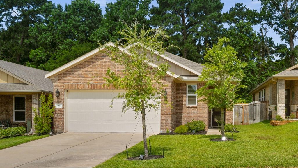 7067 Silverleaf Oak Street, Conroe, TX 77304
