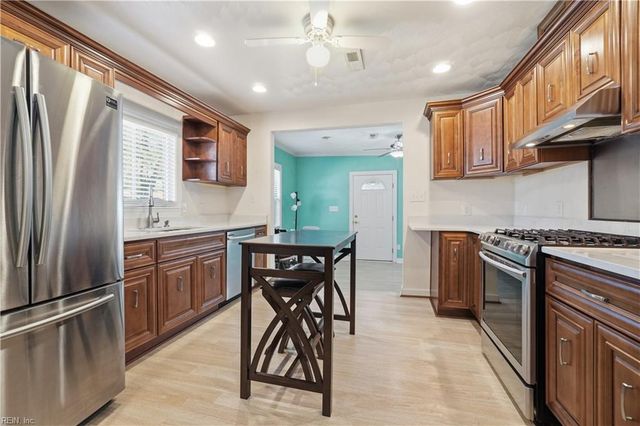 5329 Silvey DR, Norfolk, VA 23502