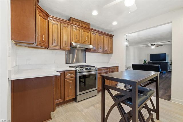 5329 Silvey DR, Norfolk, VA 23502