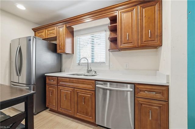 5329 Silvey DR, Norfolk, VA 23502