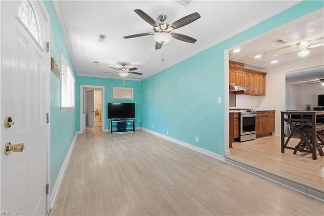 5329 Silvey DR, Norfolk, VA 23502