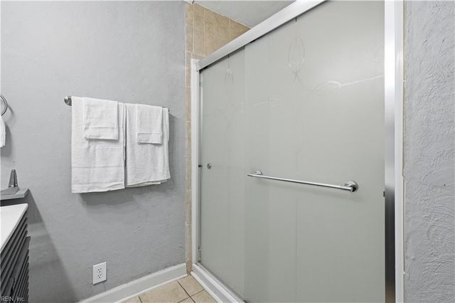 5329 Silvey DR, Norfolk, VA 23502