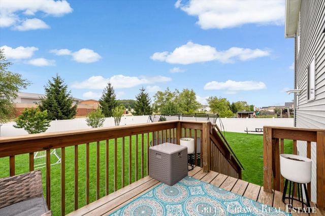 319 Eagle Drive, Caledonia, MI 49316