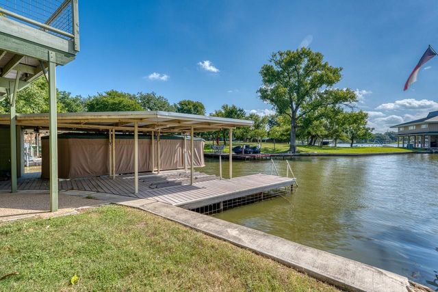207 Princess Terrace, Sunrise Beach, TX 78643