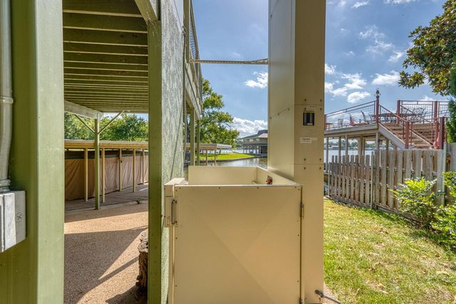 207 Princess Terrace, Sunrise Beach, TX 78643