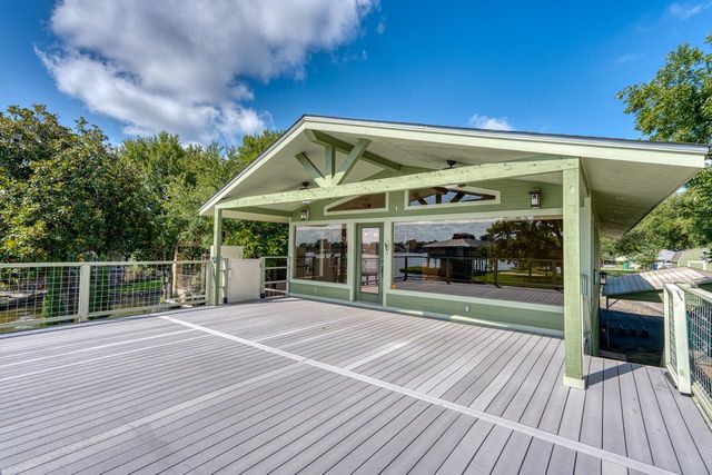 207 Princess Terrace, Sunrise Beach, TX 78643