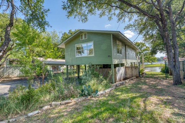207 Princess Terrace, Sunrise Beach, TX 78643