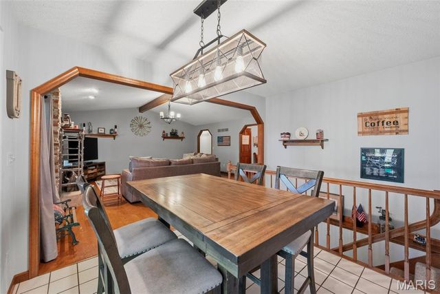 14 Minden Court, St Charles, MO 63301