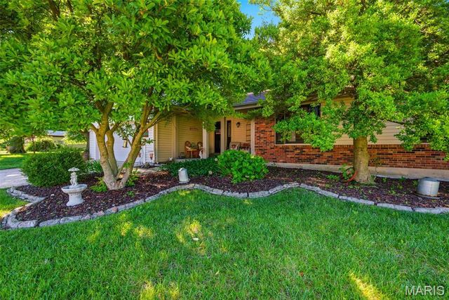 14 Minden Court, St Charles, MO 63301