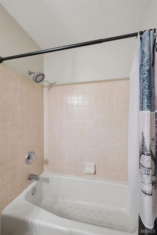 14 Minden Court, St Charles, MO 63301