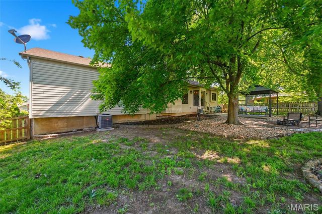 14 Minden Court, St Charles, MO 63301