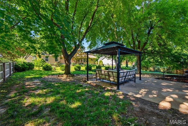 14 Minden Court, St Charles, MO 63301