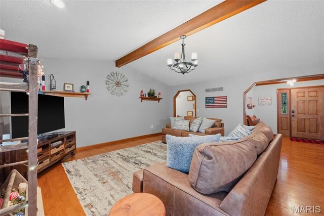 14 Minden Court, St Charles, MO 63301