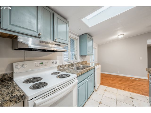 428 Sw BOSTON Way 73, Beaverton, OR 97006