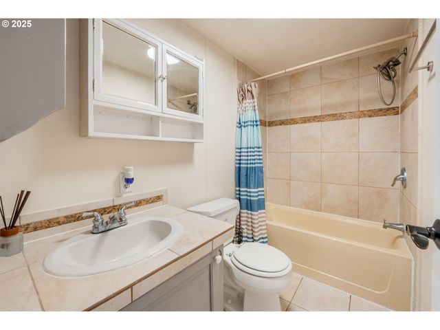 428 Sw BOSTON Way 73, Beaverton, OR 97006