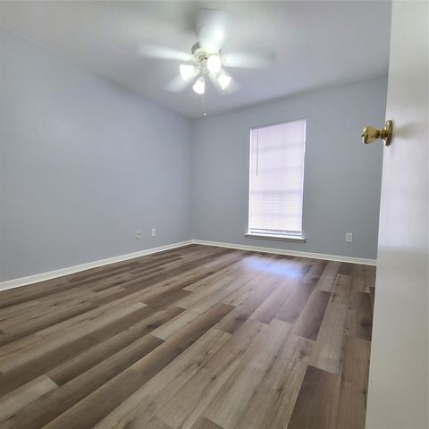 10101 S Gessner Road 416, Houston, TX 77071