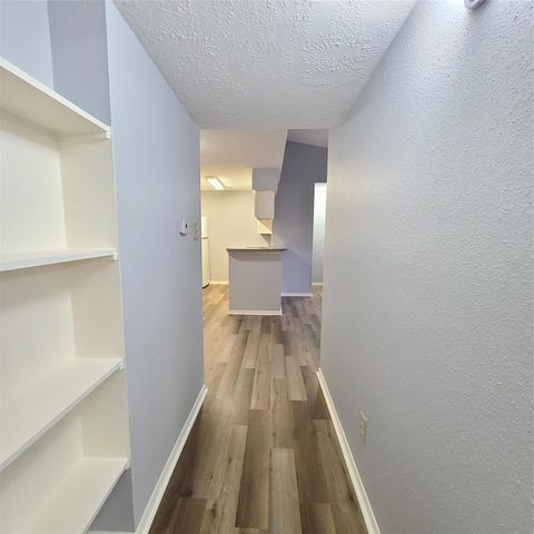 10101 S Gessner Road 416, Houston, TX 77071