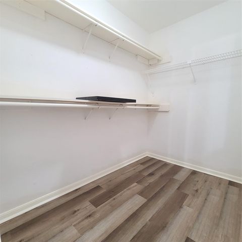 10101 S Gessner Road 416, Houston, TX 77071