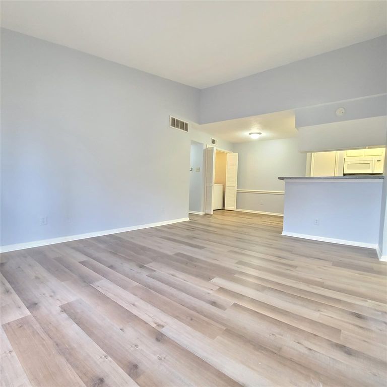 10101 S Gessner Road 416, Houston, TX 77071