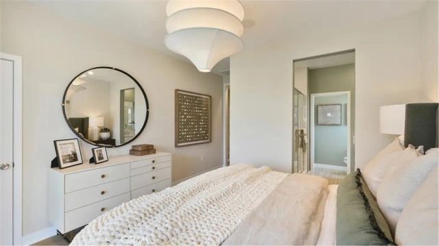 26843 Serif Place, Valencia, CA 91381