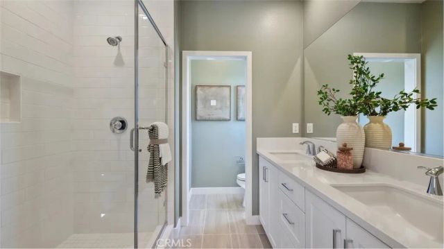 26843 Serif Place, Valencia, CA 91381