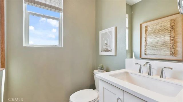 26843 Serif Place, Valencia, CA 91381