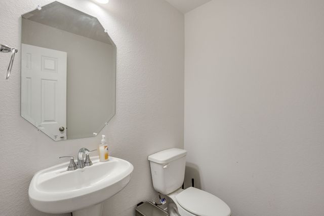 112 Everest Court, Burleson, TX 76028