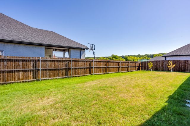 112 Everest Court, Burleson, TX 76028