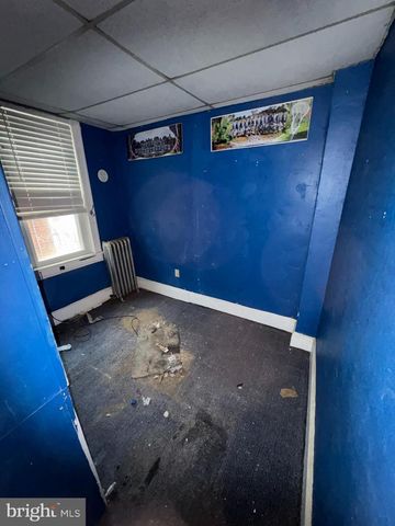 1415 W KING ST, York, PA 17404