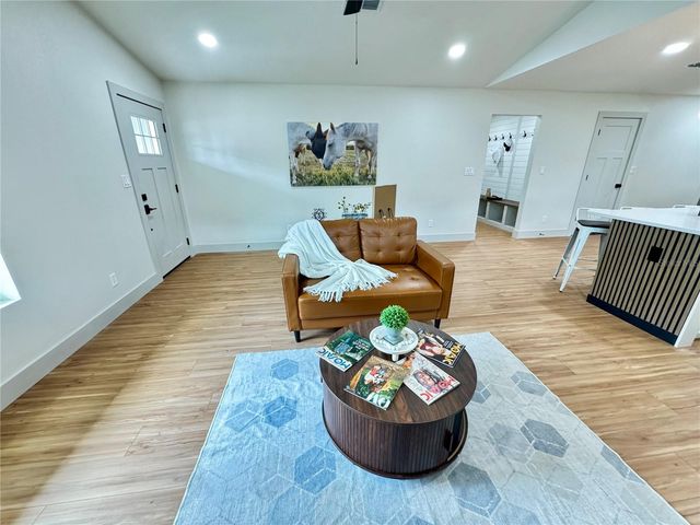823 NW 13TH AVENUE, Ocala, FL 34475