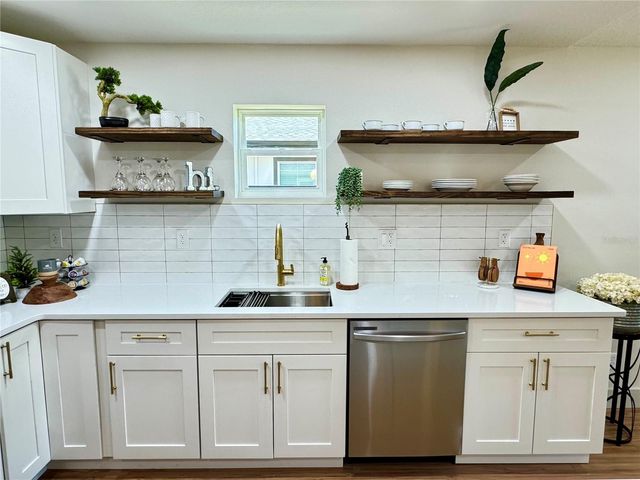 823 NW 13TH AVENUE, Ocala, FL 34475