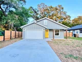 823 NW 13TH AVENUE, Ocala, FL 34475