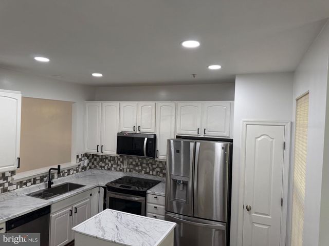 714 PAREV WAY, Upper Marlboro, MD 20774