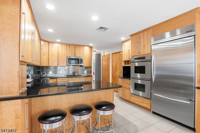 301 Denman Rd, Cranford Twp., NJ 07016