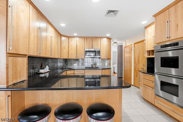 301 Denman Rd, Cranford Twp., NJ 07016