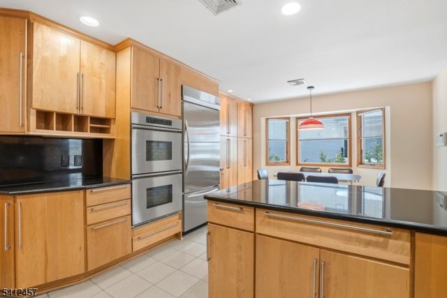 301 Denman Rd, Cranford Twp., NJ 07016