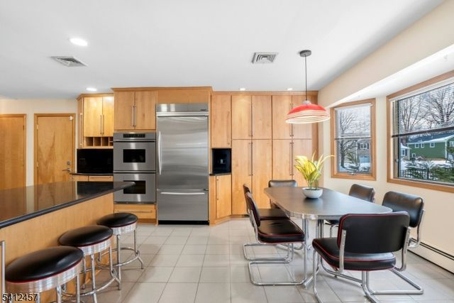 301 Denman Rd, Cranford Twp., NJ 07016