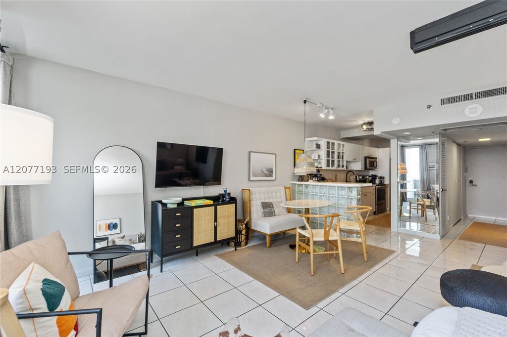 100 Lincoln Rd 1107, Miami Beach, FL 33139