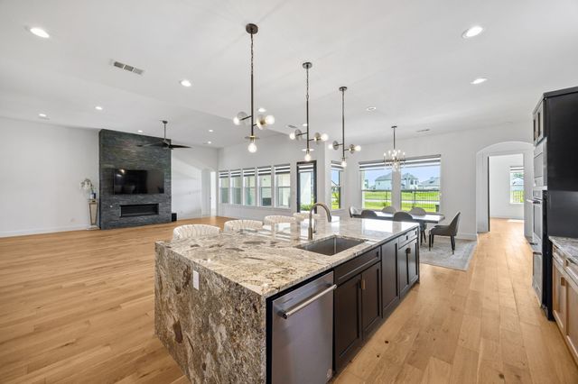 2027 Noe Boulevard, Heath, TX 75126