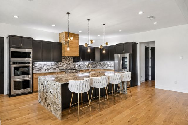 2027 Noe Boulevard, Heath, TX 75126