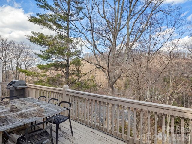 109 Poppy Lane, Asheville, NC 28803