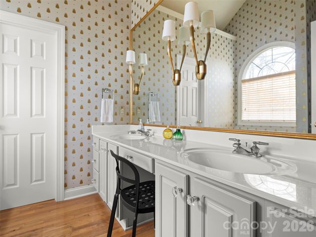 109 Poppy Lane, Asheville, NC 28803